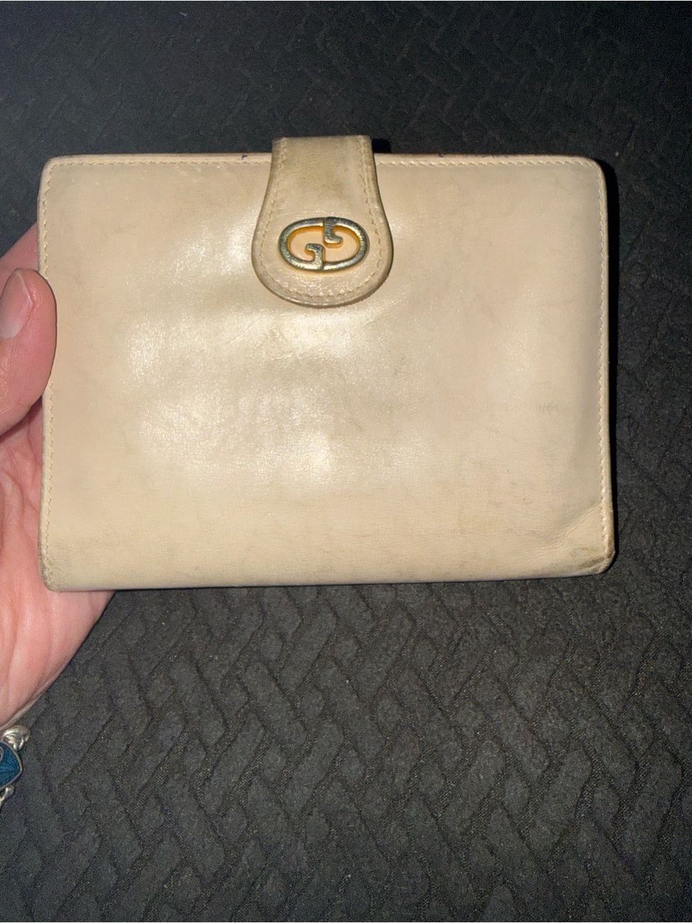 Gucci Cream Leather Fold Wallet with Gold-Green Interlocking G